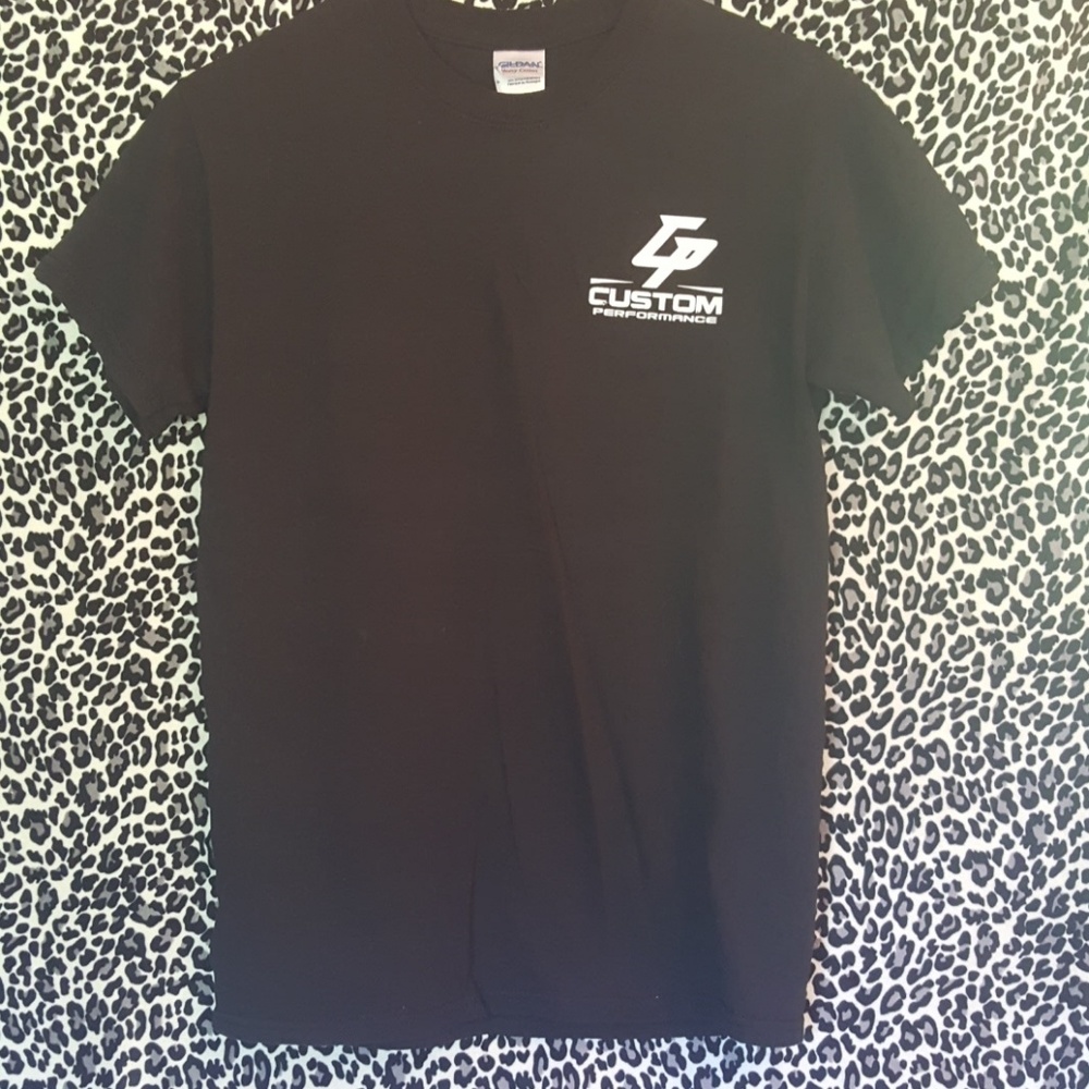💚NWOT Men's Custom Performance T-Shirt💚